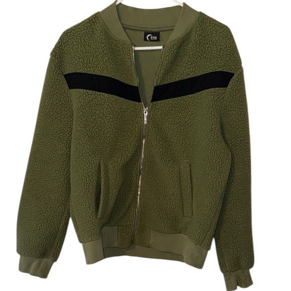 🌹Zyia Olive Green Sherpa Jacket - Picture 3 of 4